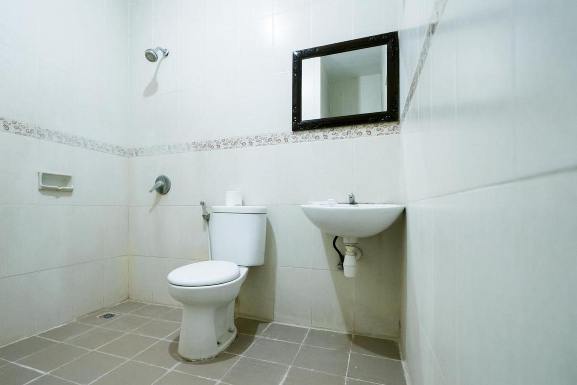 Urbanview Hotel Ananda Beach Sanur Екстер'єр фото