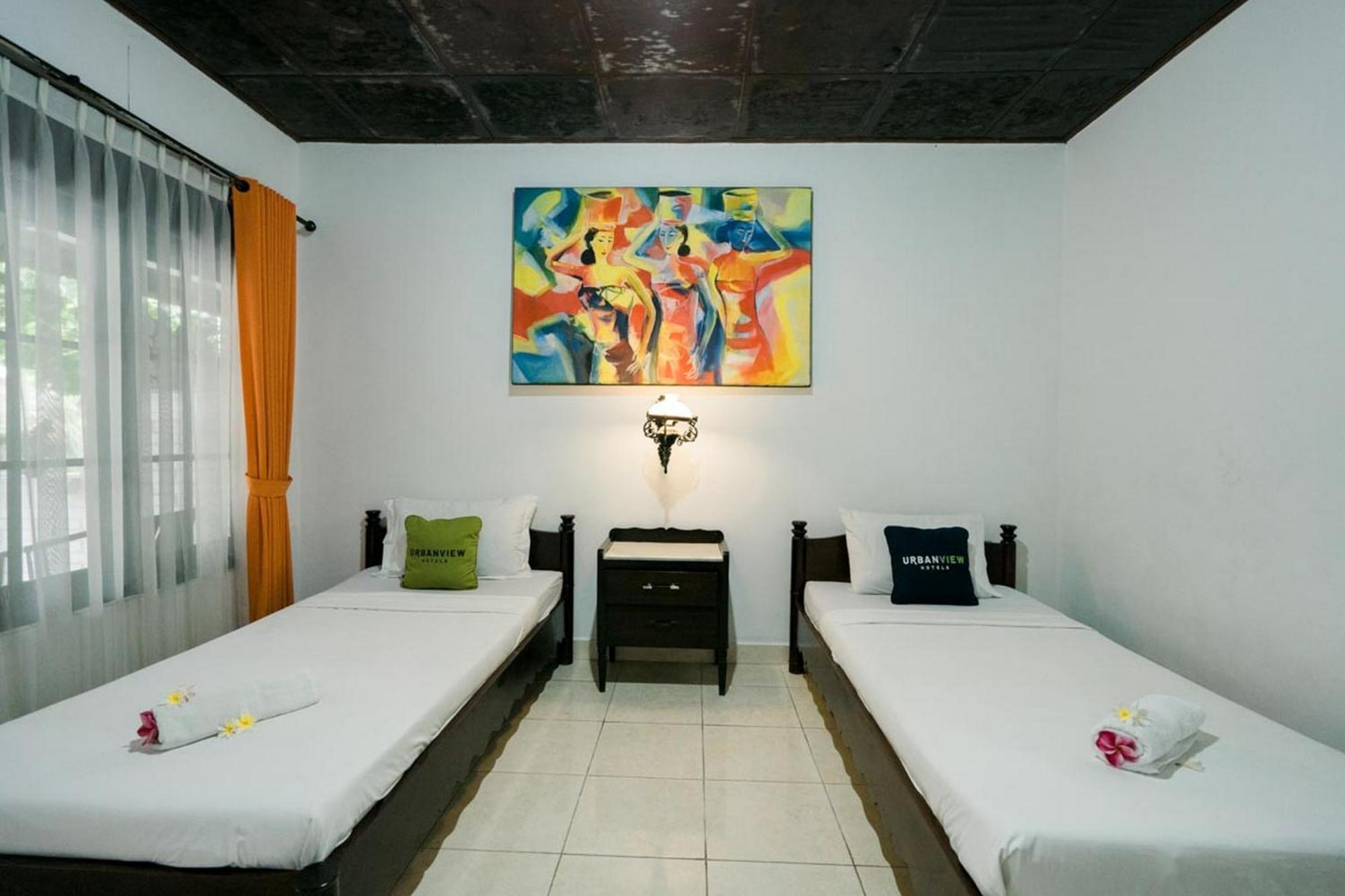 Urbanview Hotel Ananda Beach Sanur Екстер'єр фото