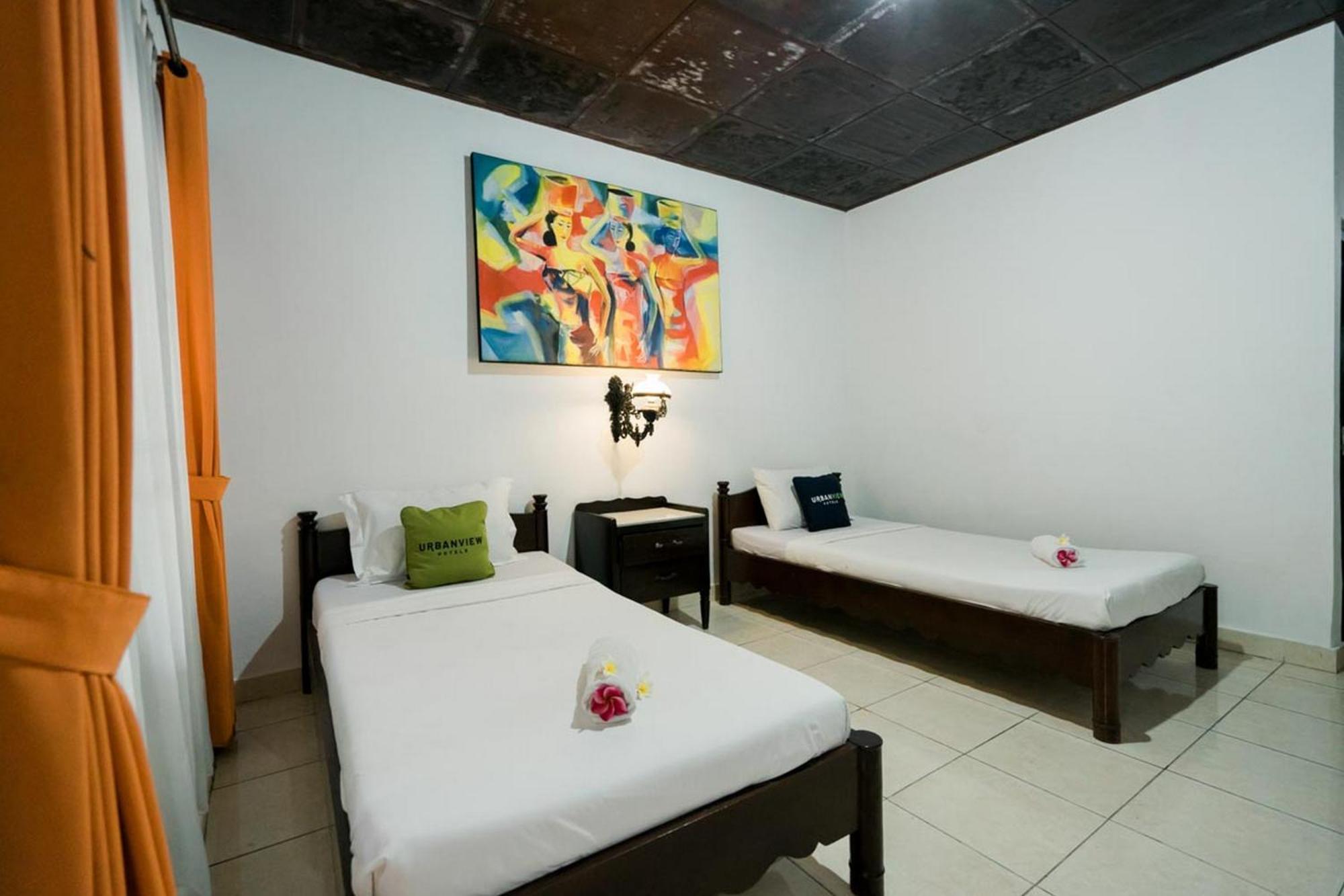 Urbanview Hotel Ananda Beach Sanur Екстер'єр фото